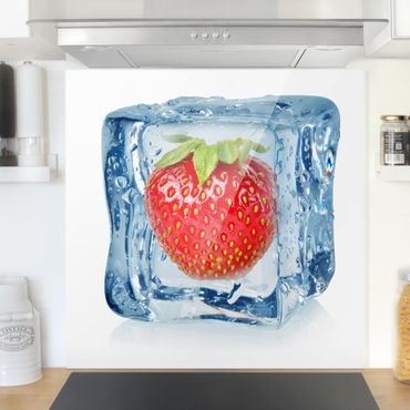 Glas Spritzschutz - Erdbeere im Eiswürfel - Quadrat - 1:1