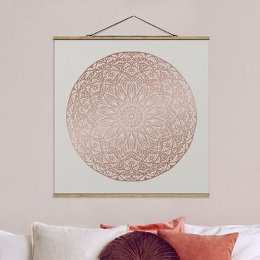 Stoffbild mit Posterleisten - Mandala Ornament in Kupfergold - Quadrat 1:1
