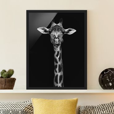 Bild mit Rahmen - Dunkles Giraffen Portrait - Hochformat 4:3