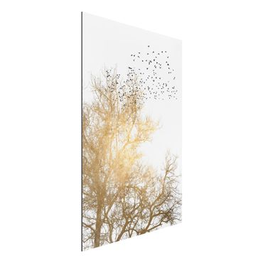 Aluminium Print - Vogelschwarm vor goldenem Baum - Hochformat 3:2