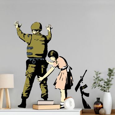 Wandtattoo - Soldat und Mädchen - Brandalised ft. Graffiti by Banksy