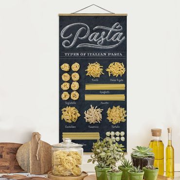 Stoffbild mit Posterleisten - Italienischen Nudelsorten - Hochformat 1:2