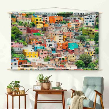 Wandteppich - Farbige Häuserfront Guanajuato - Hochformat 3:2