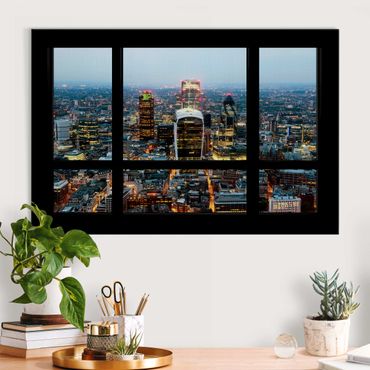 Akustikbild - Fensterblick auf beleuchtete Skyline von London