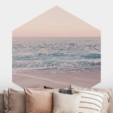 Hexagon Mustertapete selbstklebend - Roségoldener Strand am Morgen