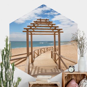Hexagon Mustertapete selbstklebend - Strandpfad zum Meer in Andalusien