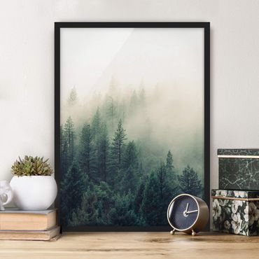 Bild mit Rahmen - Wald im Nebel Erwachen - Hochformat