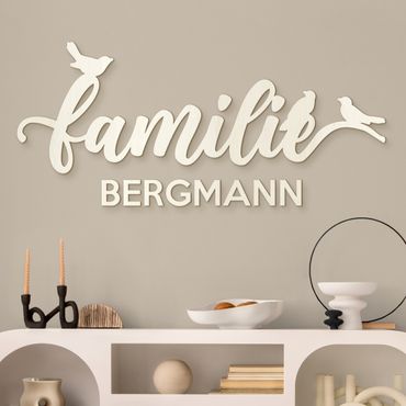 Wanddeko Holz 3D-Schriftzug - Wunschtext Familie mit Spatzen