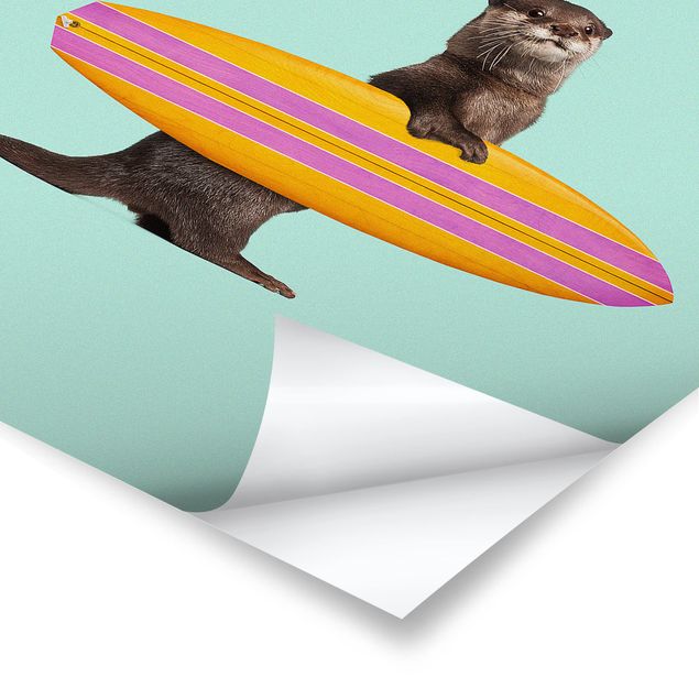 Poster - Jonas Loose - Otter mit Surfbrett - Hochformat 3:2