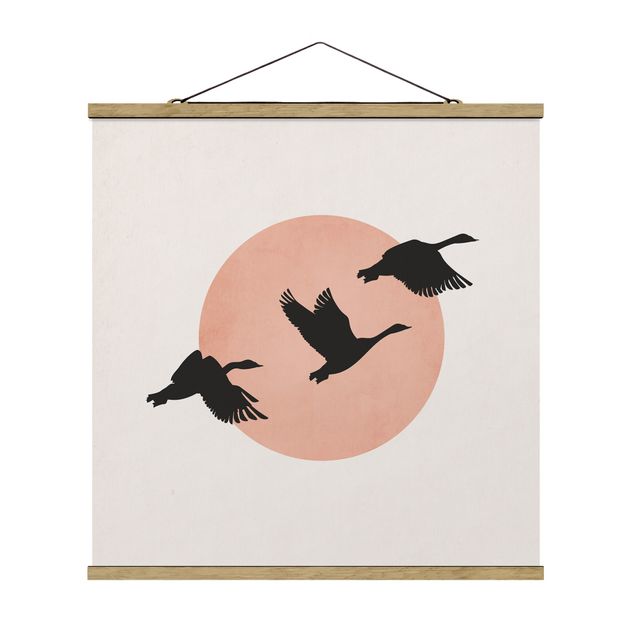 Stoffbild mit Posterleisten - Vögel vor rosa Sonne III - Quadrat 1:1