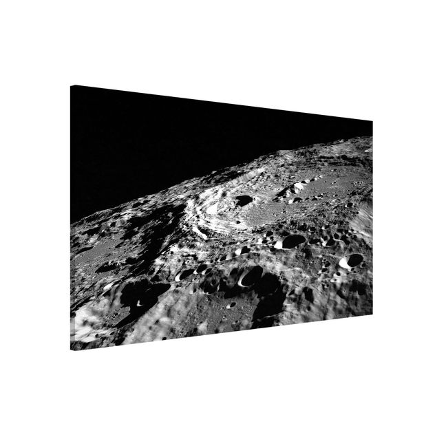 Magnettafel - NASA Fotografie Mondkrater - Hochformat 3:2