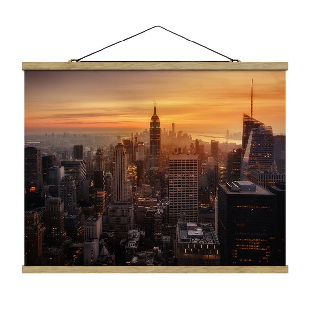 Stoffbild mit Posterleisten - Manhattan Skyline Abendstimmung - Querformat 4:3