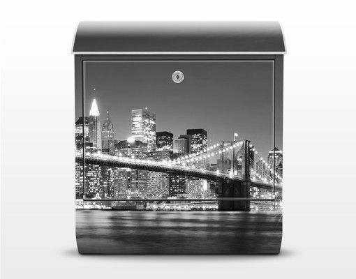 Postkasten schwarz Nighttime Manhattan Bridge II