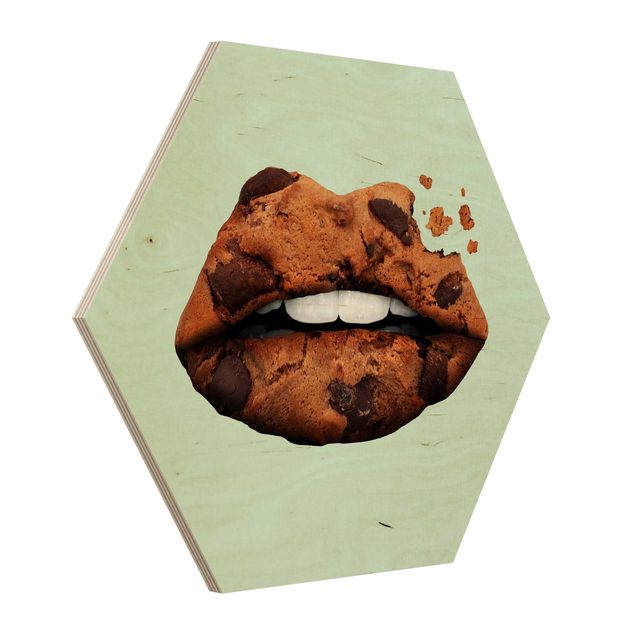 Hexagon Bild Holz - Jonas Loose - Lippen mit Keks