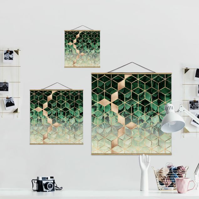 Stoffbild mit Posterleisten - Elisabeth Fredriksson - Grüne Blätter goldene Geometrie - Quadrat 1:1