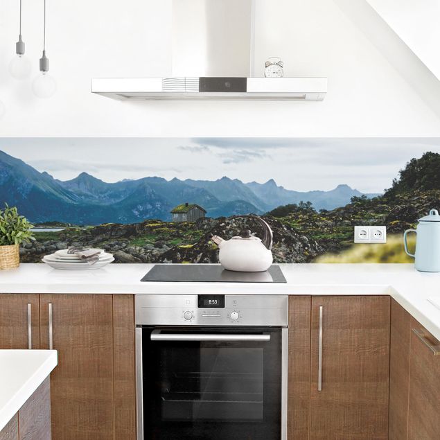 Küchenrückwände selbstklebend Einsame Hütte in Norwegen