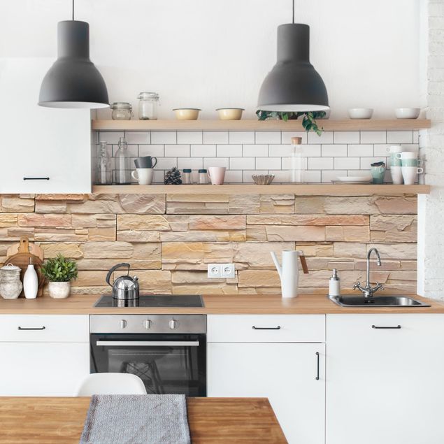 Küchenrückwand Muster Asian Stonewall - Große helle Steinmauer aus wohnlichen Steinen