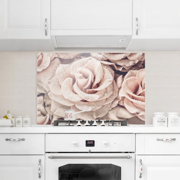 Küchenrückwand Glas Motiv Blumen Rosen Sepia mit Wassertropfen