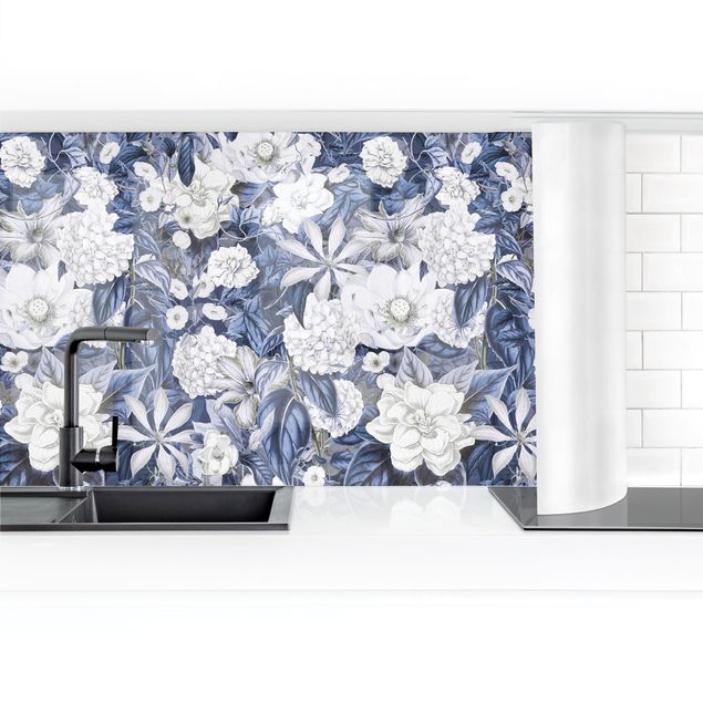 Küchenrückwand Glas Blumen Weiße Blumen vor Blau II