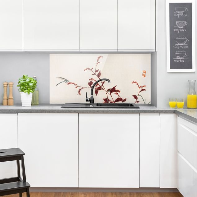 Küchenrückwand Glas Motiv Blumen Asiatische Vintage Zeichnung Roter Zweig mit Libelle