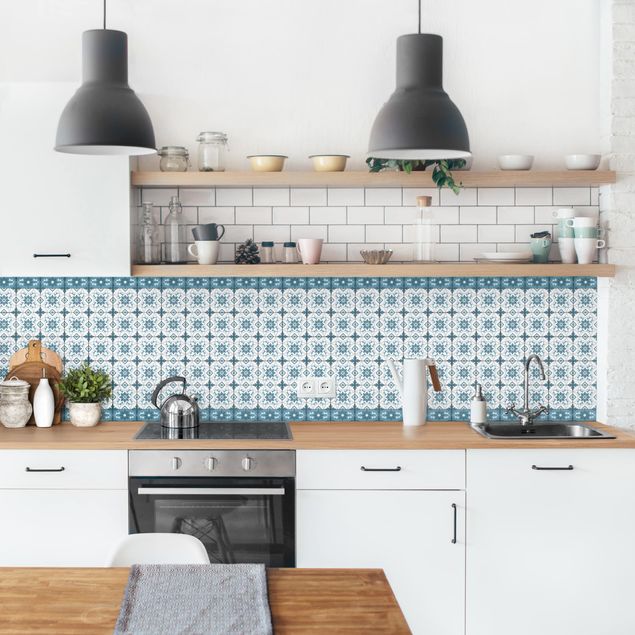 Küchenrückwand Muster Geometrischer Fliesenmix Blume Blaugrau