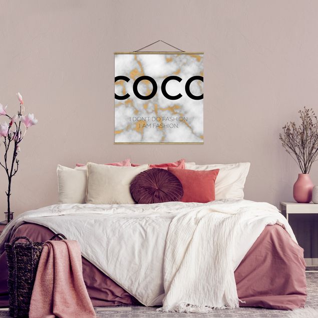 Stoffbild mit Posterleisten - Coco - I don't do fashion - Quadrat 1:1