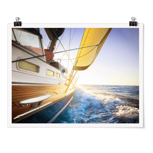 Poster bestellen Segelboot auf blauem Meer bei Sonnenschein