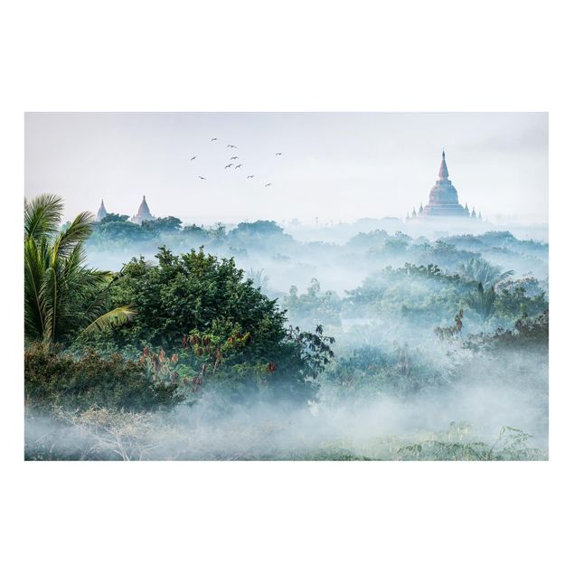 Magnettafel Skyline Morgennebel über dem Dschungel von Bagan