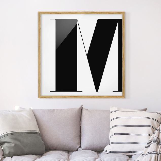 Schwarz-Weiß Bilder mit Rahmen Antiqua Letter M