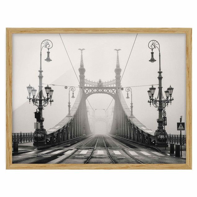 Bild mit Rahmen - Brücke in Budapest - Querformat 3:4