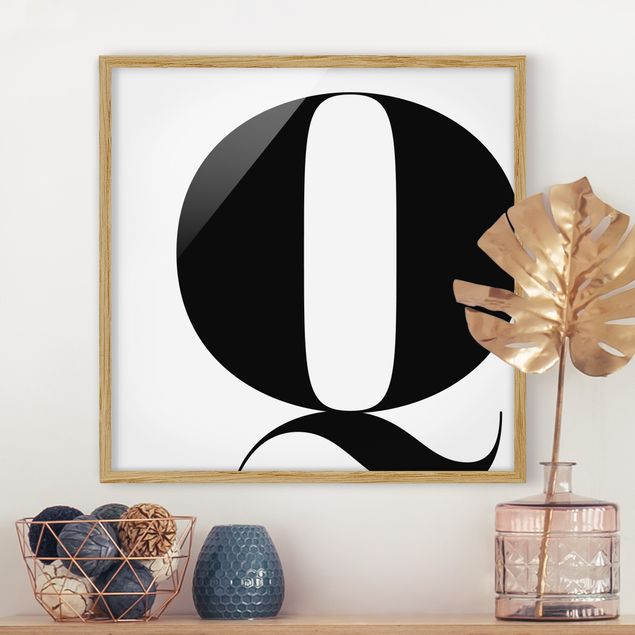 Schwarz-Weiß Bilder mit Rahmen Antiqua Letter Q