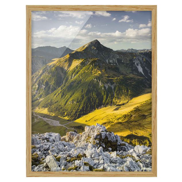 Bild mit Rahmen - Berge und Tal der Lechtaler Alpen in Tirol - Hochformat 3:4