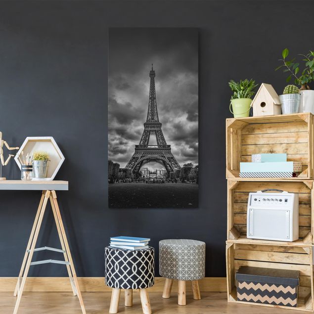 Paris Leinwand Eiffelturm vor Wolken schwarz-weiß