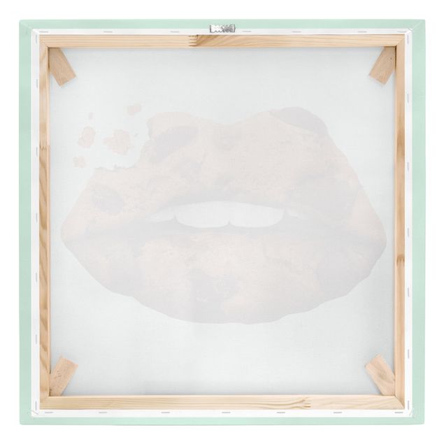 Leinwandbild - Jonas Loose - Lippen mit Keks - Quadrat 1:1