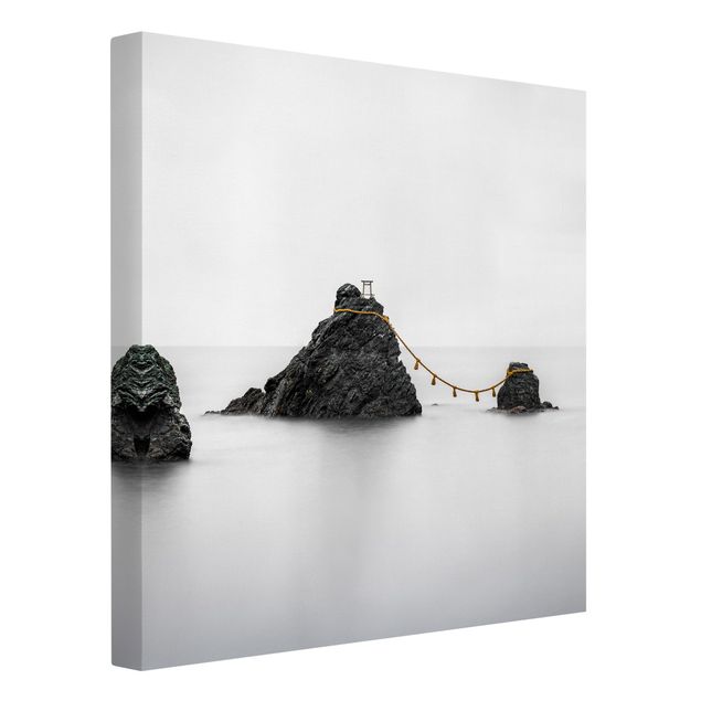 Leinwandbilder Schwarz-Weiß Meoto Iwa - die verheirateten Felsen