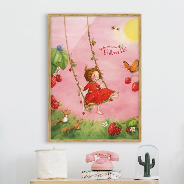 Gerahmte Kunstdrucke Erdbeerinchen Erdbeerfee - Baumschaukel