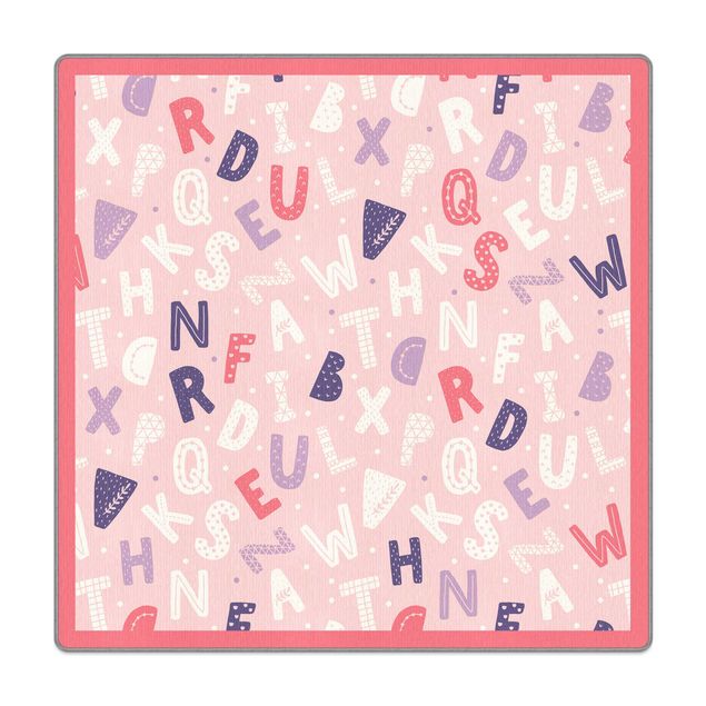 Teppich - Alphabet mit Herzen und Punkten in Rosa mit Rahmen