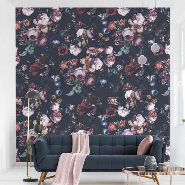 Romantische Schlafzimmer Tapete Altmeisterliche Blüten mit Tulpen und Rosen auf Dunkelgrau