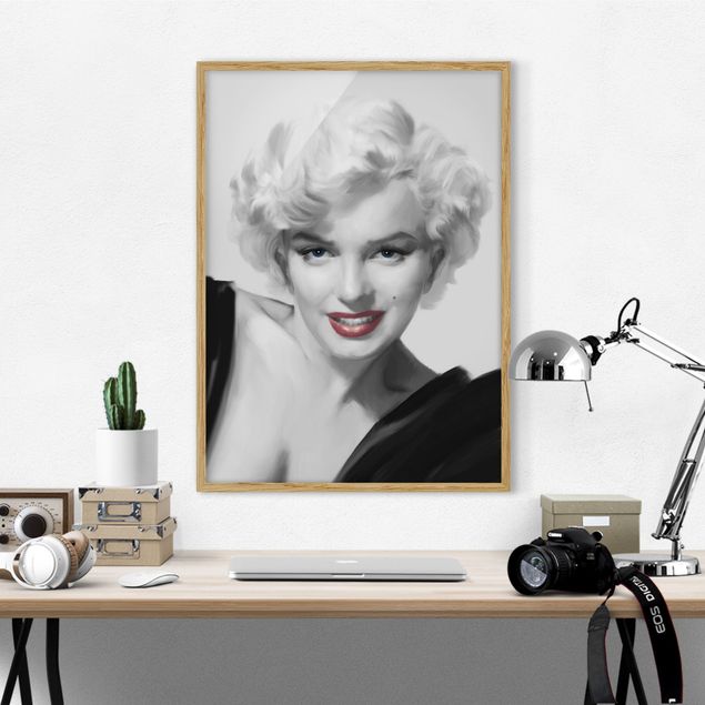 Gerahmte Bilder Schwarz-Weiß Marilyn auf Sofa