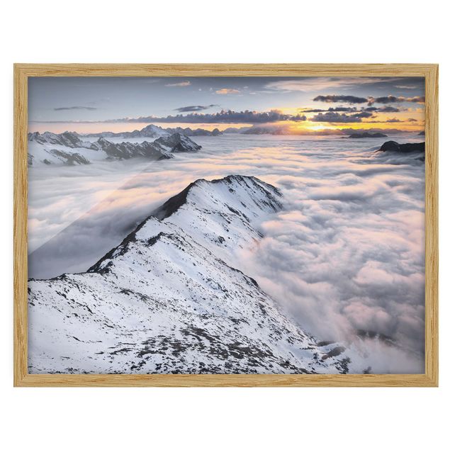 Bild mit Rahmen - Blick über Wolken und Berge - Querformat 3:4