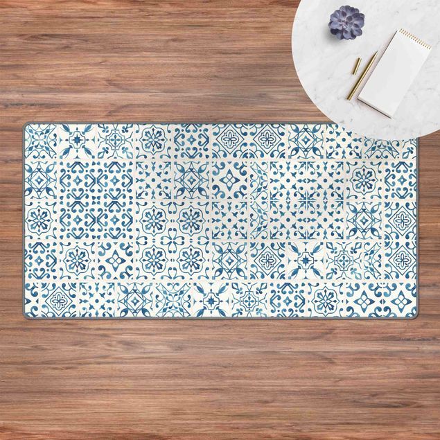 Moderner Teppich Fliesenmuster Blau Weiß