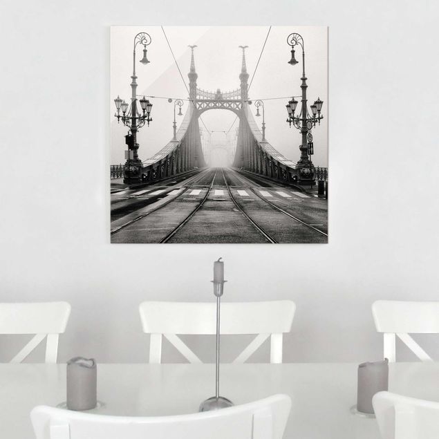 Glasbild Schwarz-Weiß Brücke in Budapest