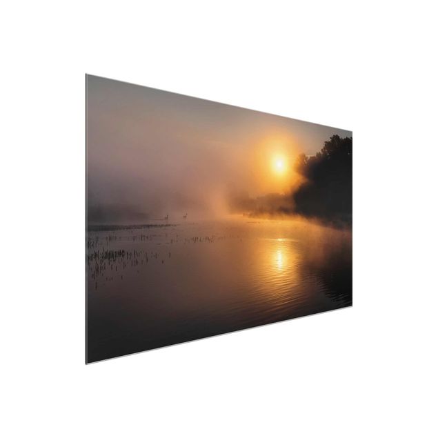 Glasbilder Natur Sonnenaufgang am See mit Rehen im Nebel