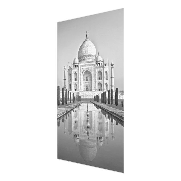 Glasbild - Taj Mahal mit Garten - Hochformat 3:2