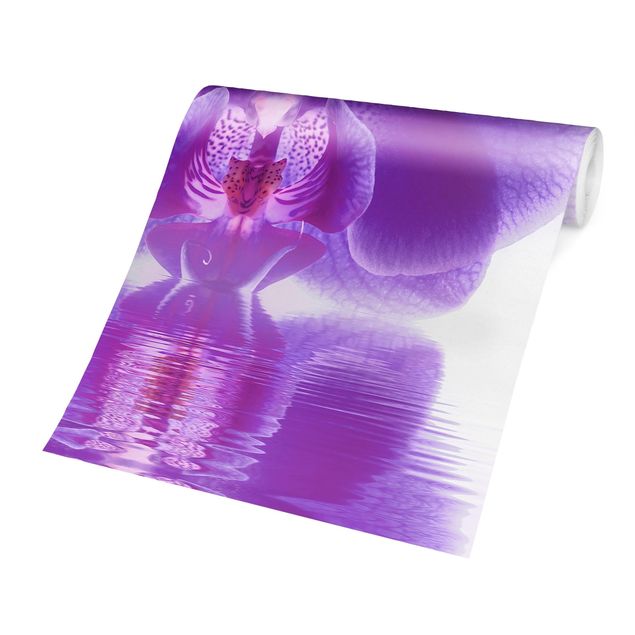 Design Tapete Lila Orchidee auf Wasser