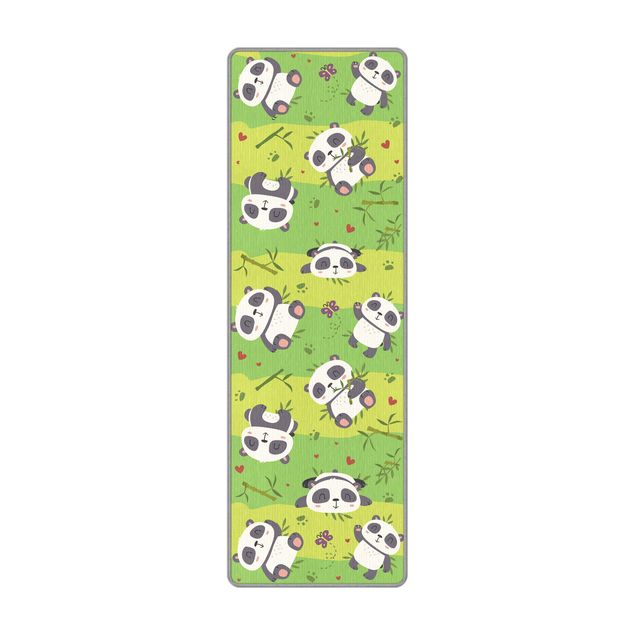 Gewebeteppich Süße Pandabären auf Grüner Wiese