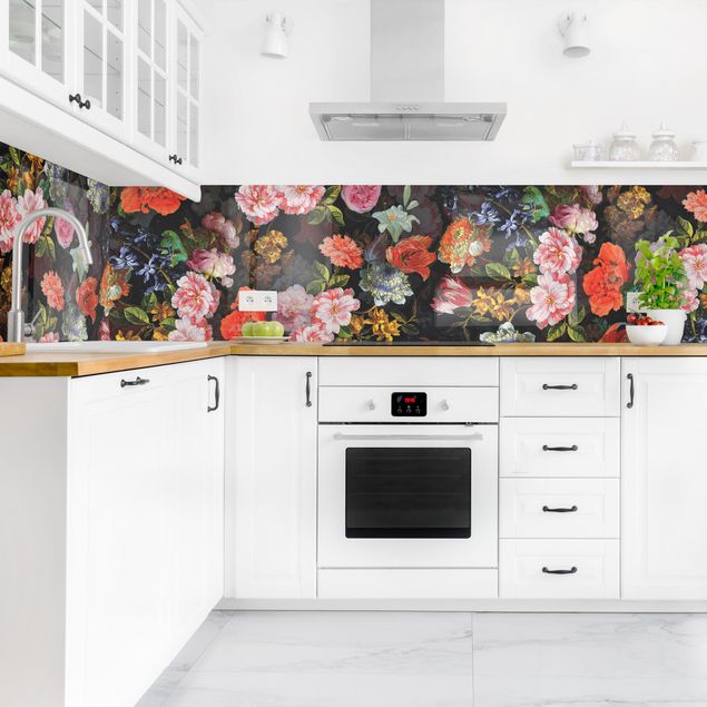 Küchenrückwand Muster Dunkles Blumenbouquet
