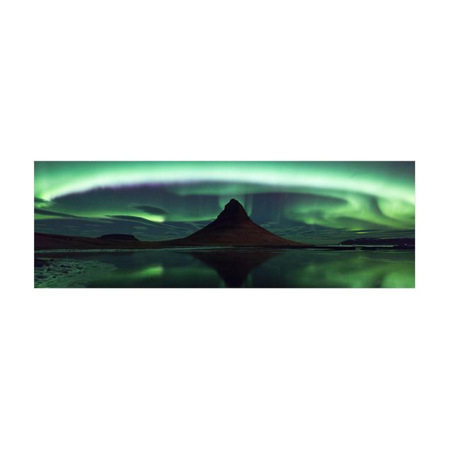 Grün Teppich Polarlicht in Island