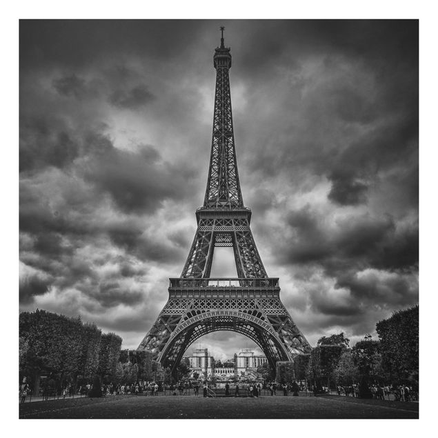 Wandbilder Eiffelturm vor Wolken schwarz-weiß
