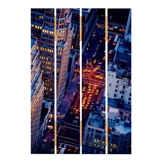 Holzbild - Manhattans Taxilichter - Hochformat 3:2